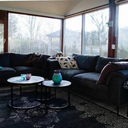 Gezellig Huisje Aan De Dijk In Casa vacanze *